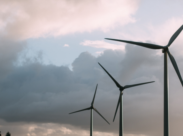 Taršos prevencija planuojant naudoti atsinaujinančius vėjo ir saulės energijos išteklius