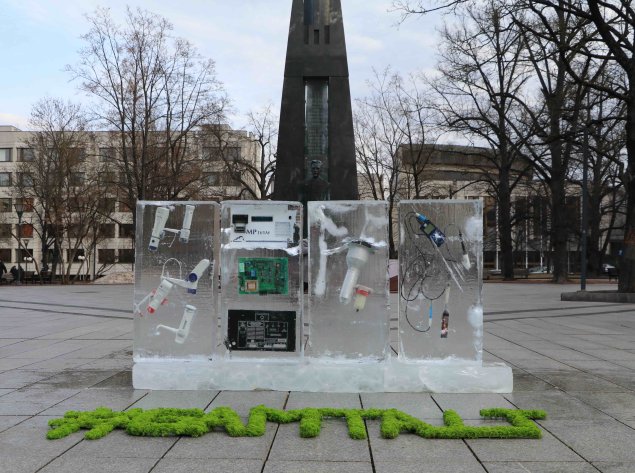 Pasaulinei Žemės dienai – unikali ledo instaliacija Vilniuje