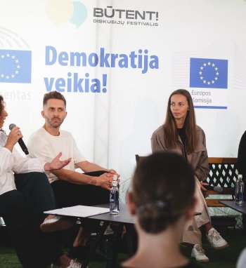 Festivalyje BŪTENT - diskusija, ar patiriame žalumo infliaciją